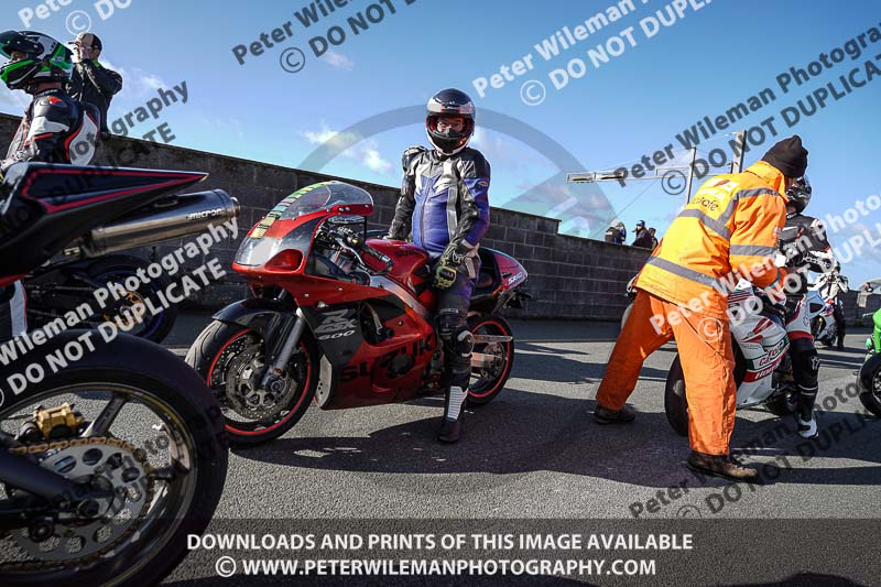 anglesey no limits trackday;anglesey photographs;anglesey trackday photographs;enduro digital images;event digital images;eventdigitalimages;no limits trackdays;peter wileman photography;racing digital images;trac mon;trackday digital images;trackday photos;ty croes